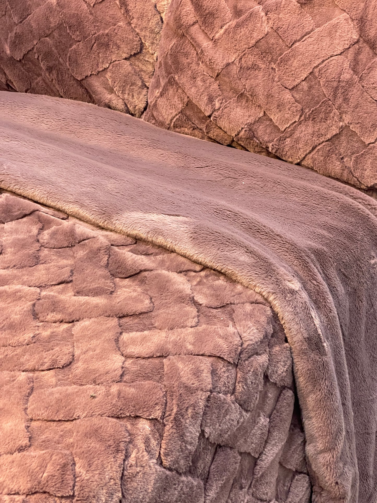 Ember Rose Faux Fur Bedding Set