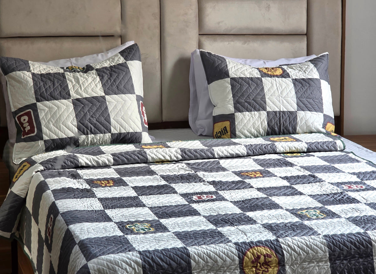 Printed Quilt Set
