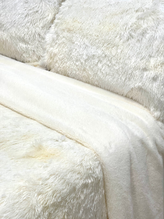 Pearl Faux Fur Bedding Set