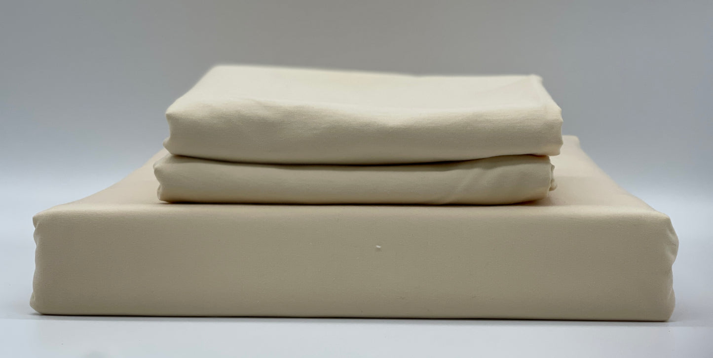 Percale Buttermilk Bed Sheet Set