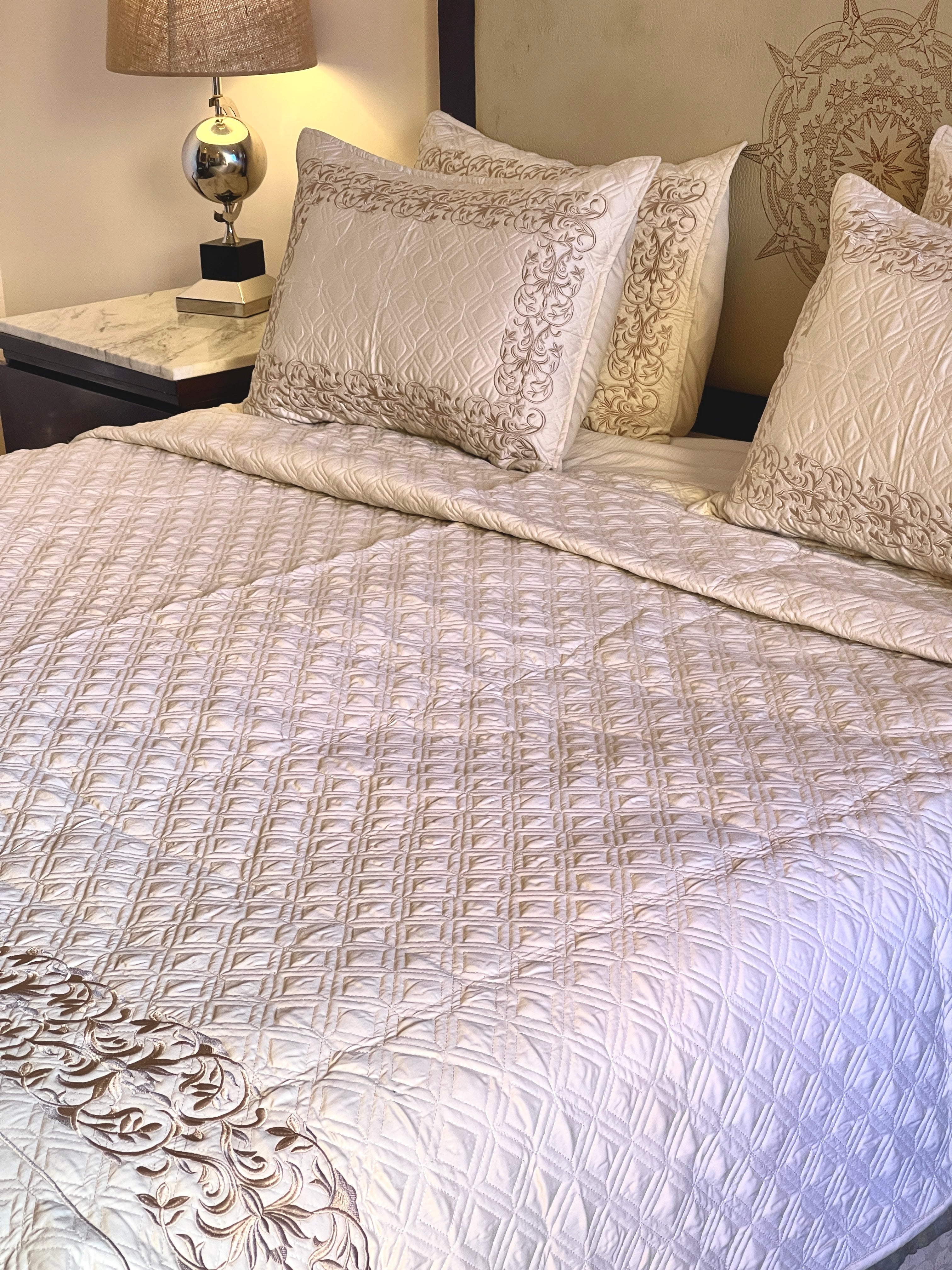 Embroidered Quilt Set