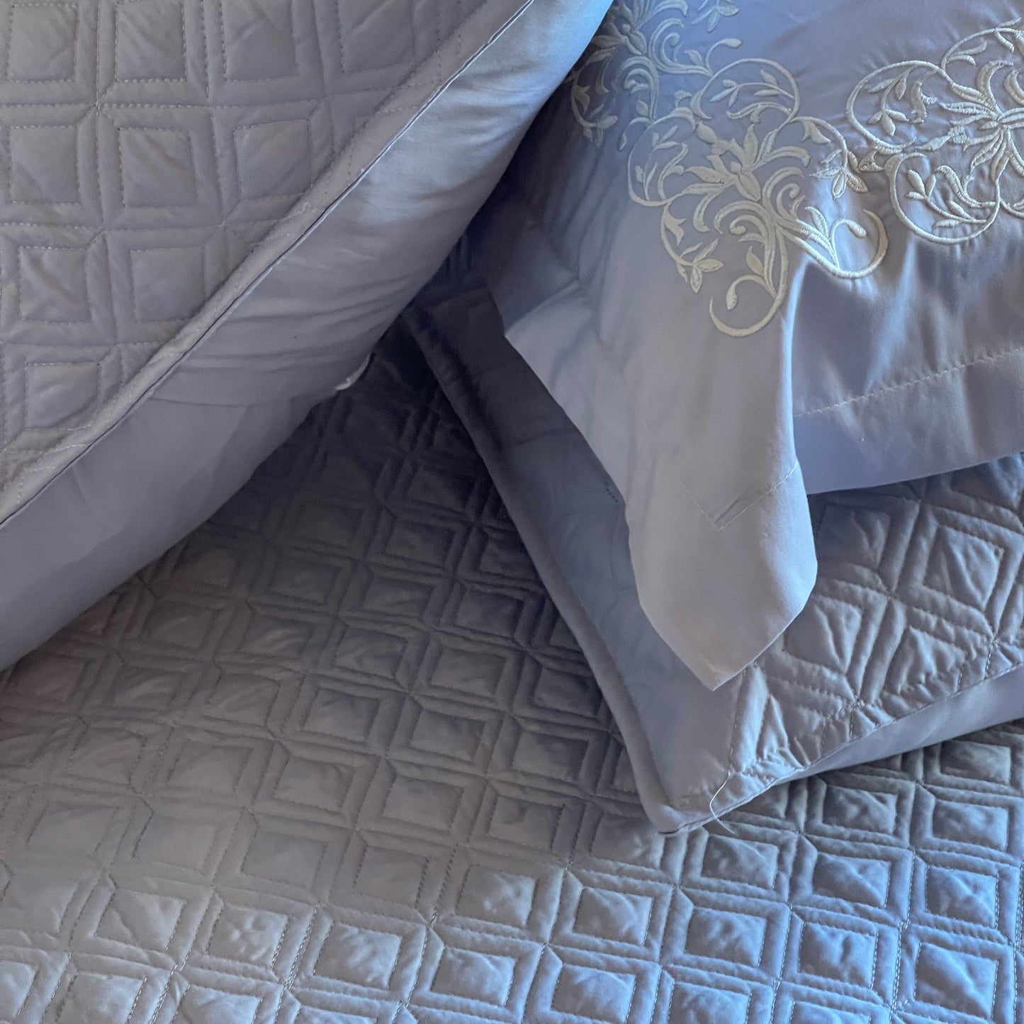 Embroidered Bedsheet Set