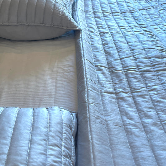 Solid Quilt Set
