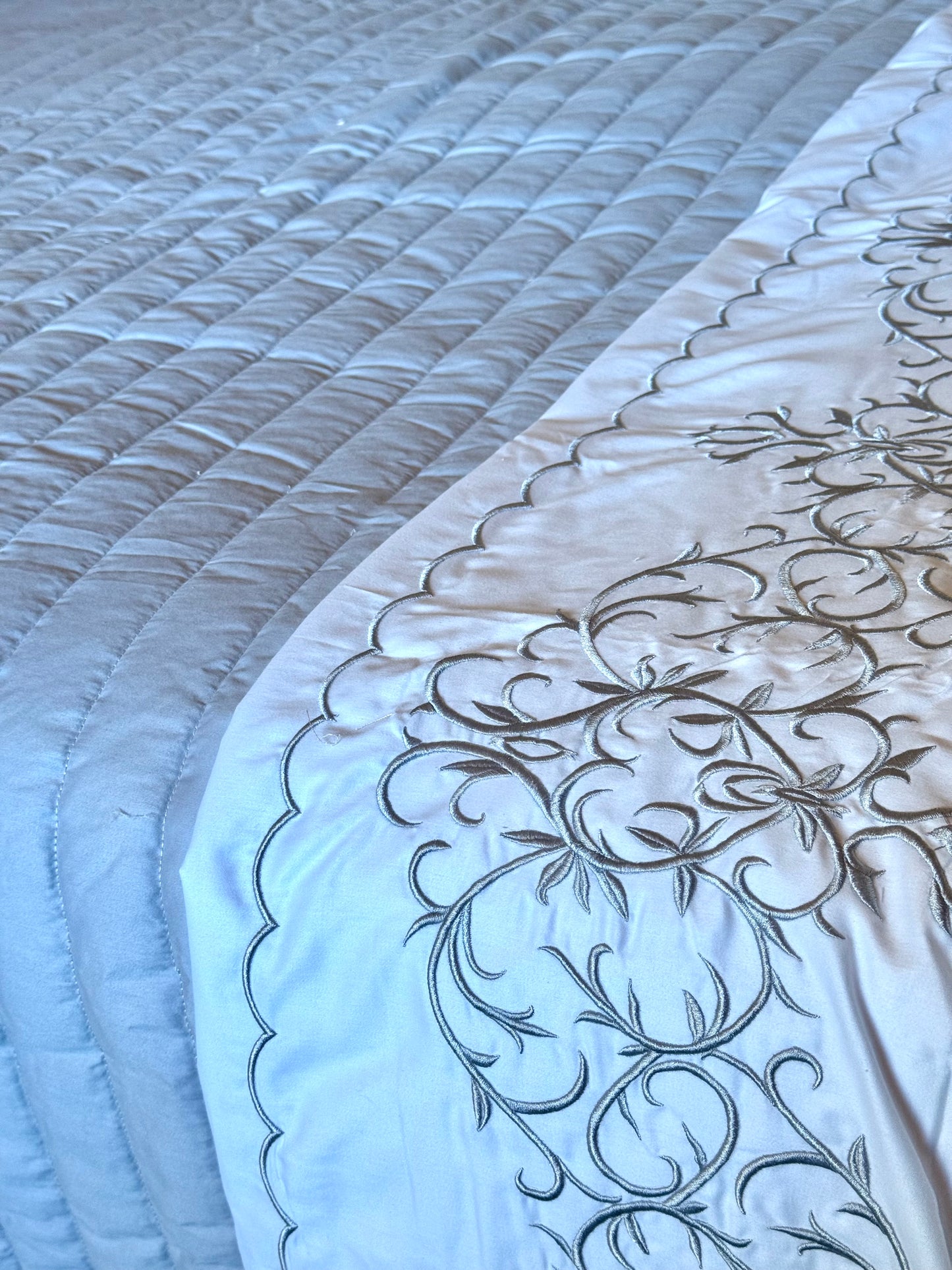 Embroidered Bedsheet Set