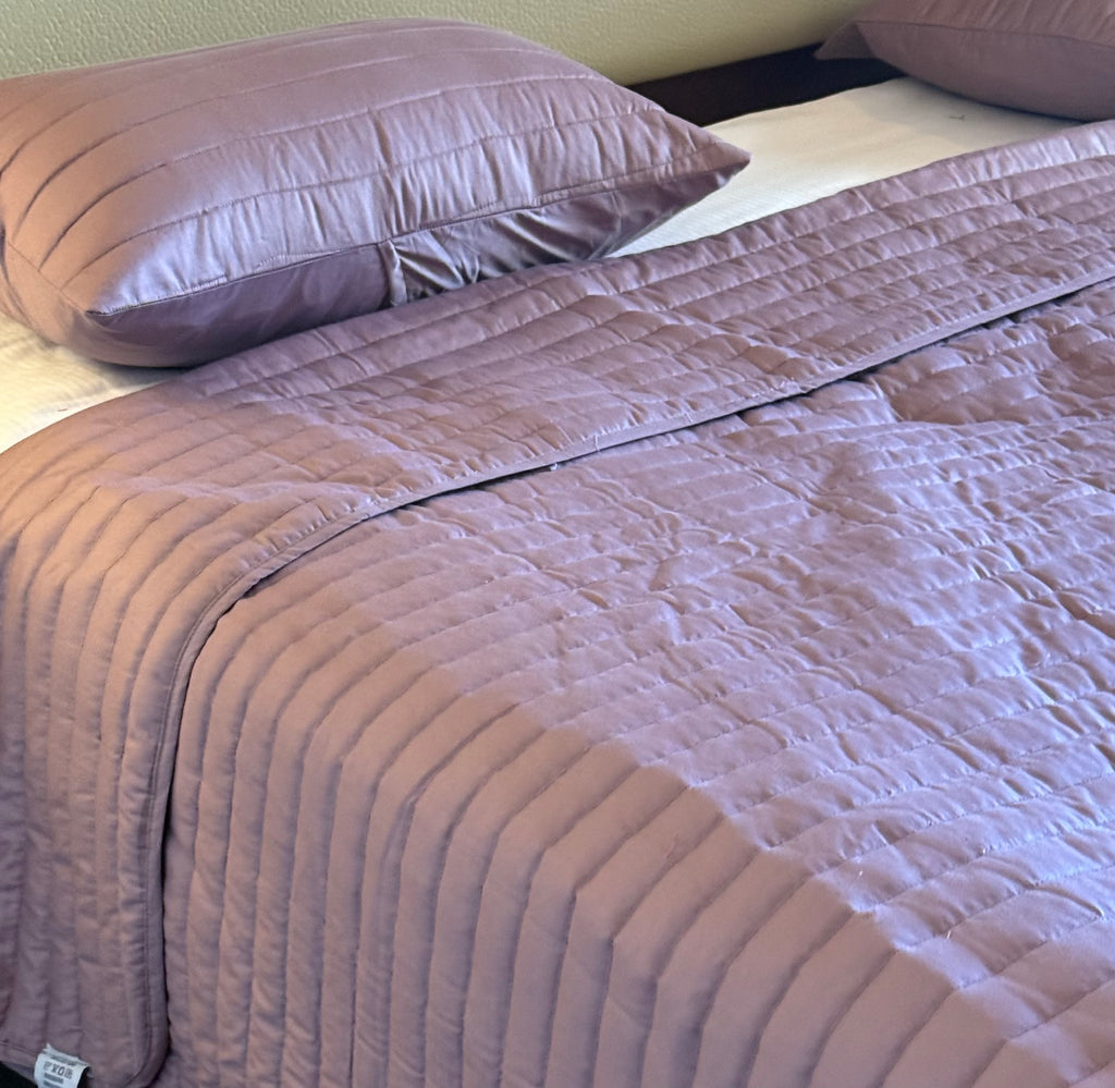 Solid Quilt Set