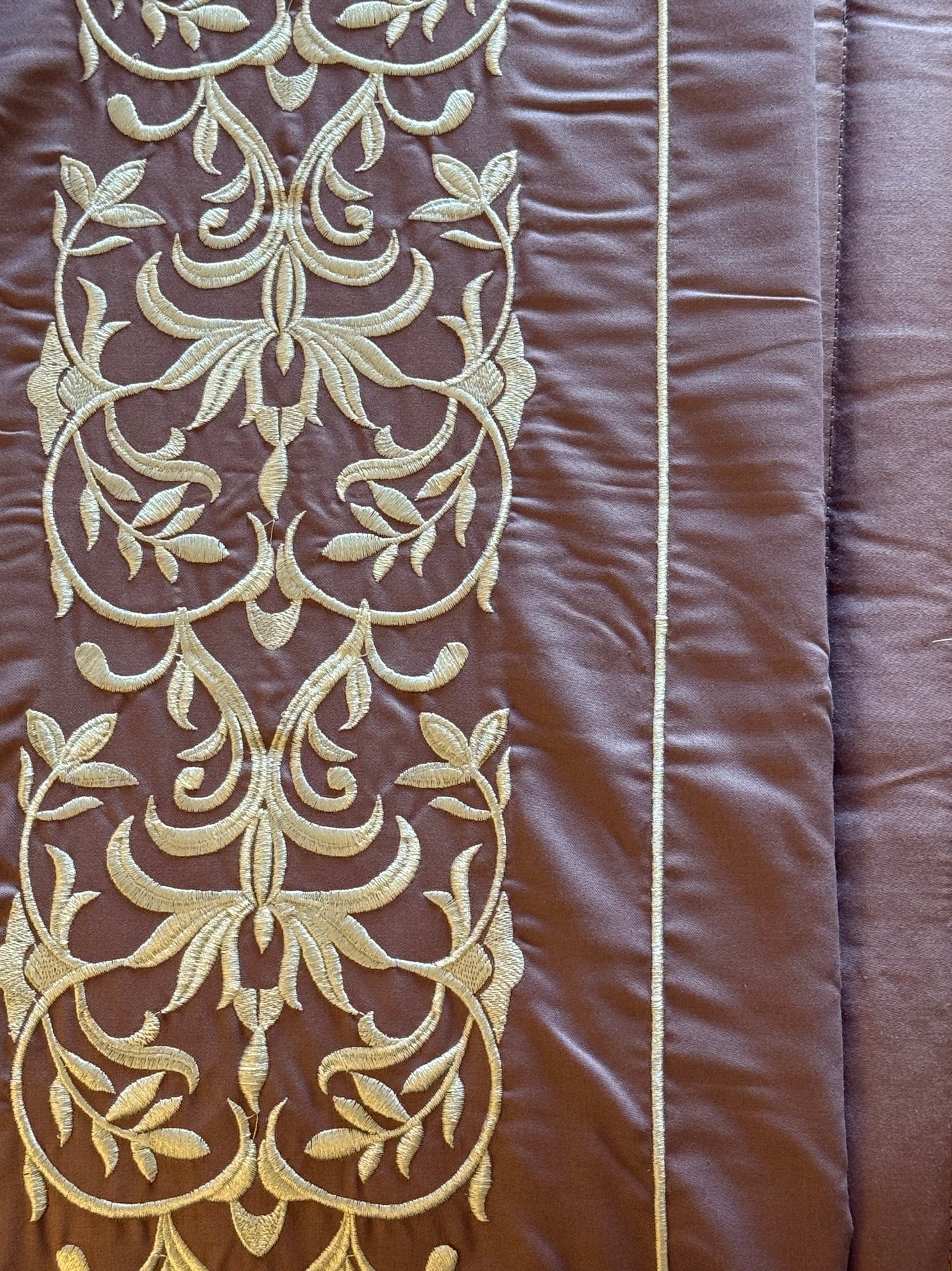 Embroidered Bedsheet Set