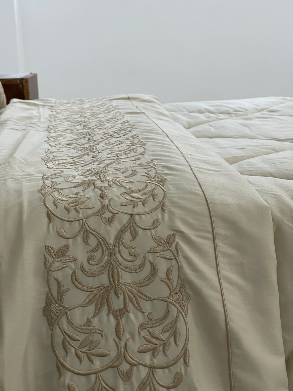 Embroidered Bedsheet Set