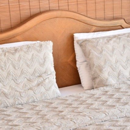 Faux Fur Bedding Set
