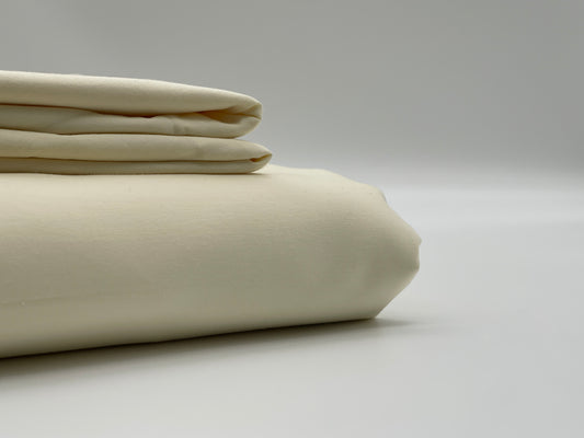 Percale Buttermilk Bed Sheet Set