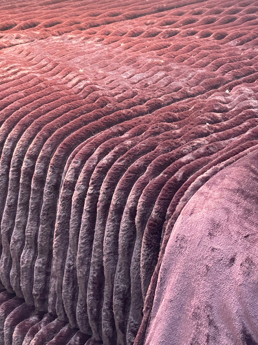 Old Mauve Faux Fur Bedding Set