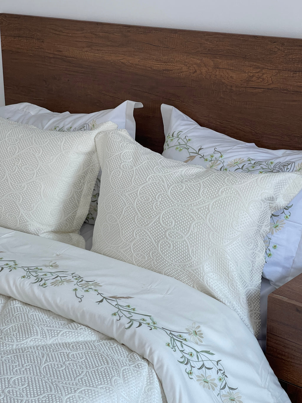 Embroidered Bedsheet Set