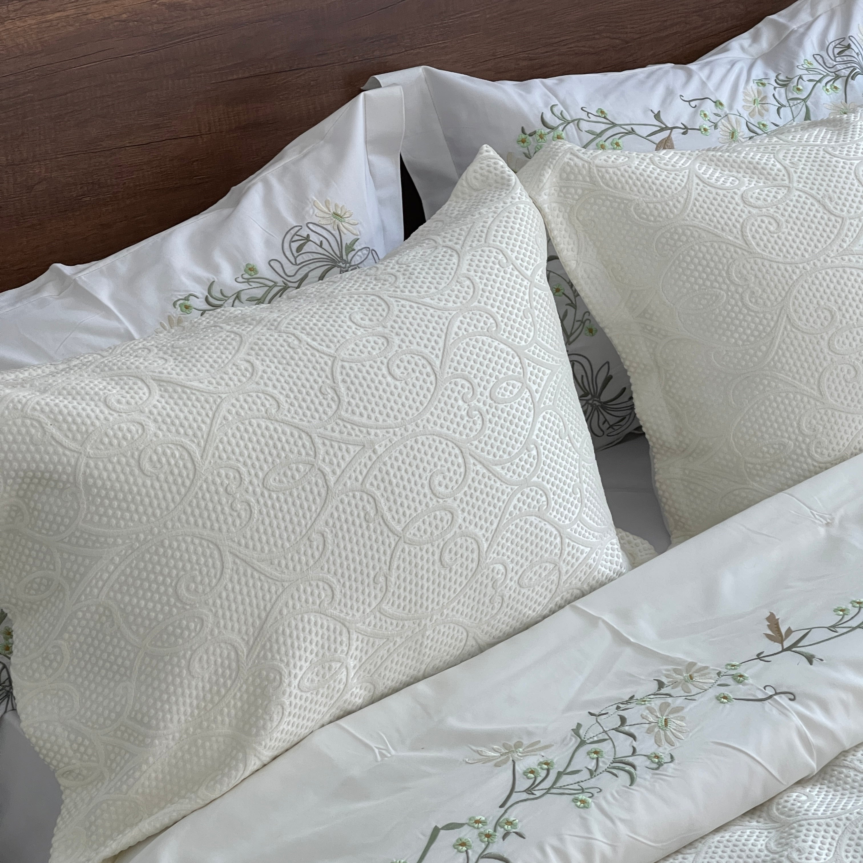 Embroidered Bedsheet Set