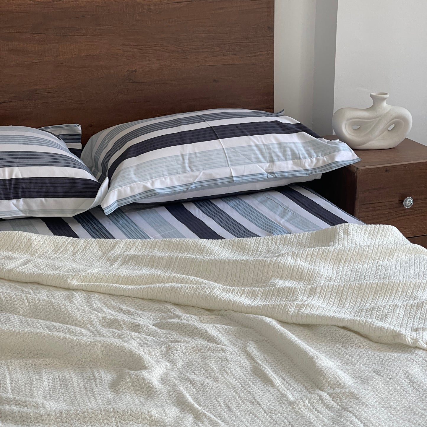 Egyptian Cotton Coverlet Set