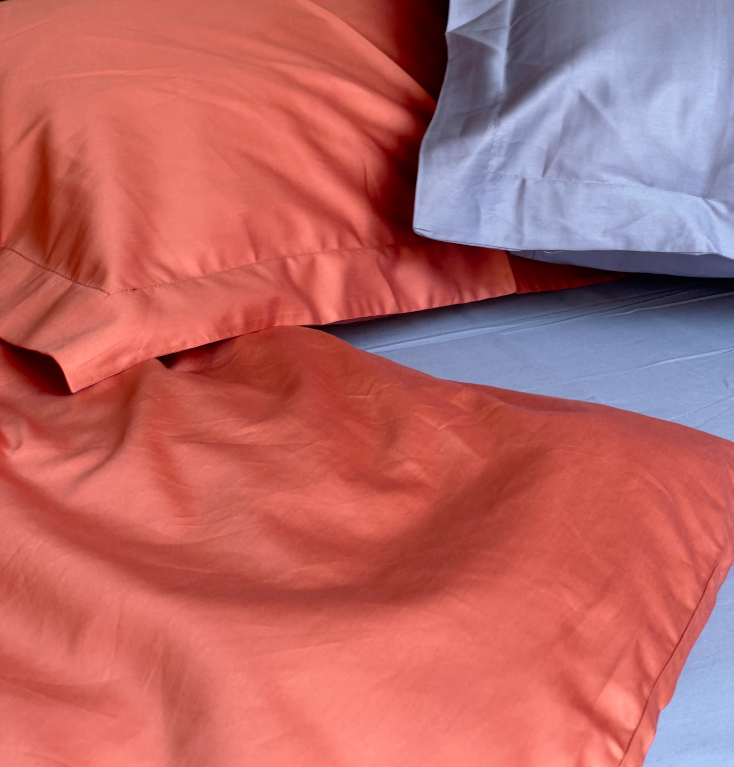 Luxe Sateen Bed Sheet Set