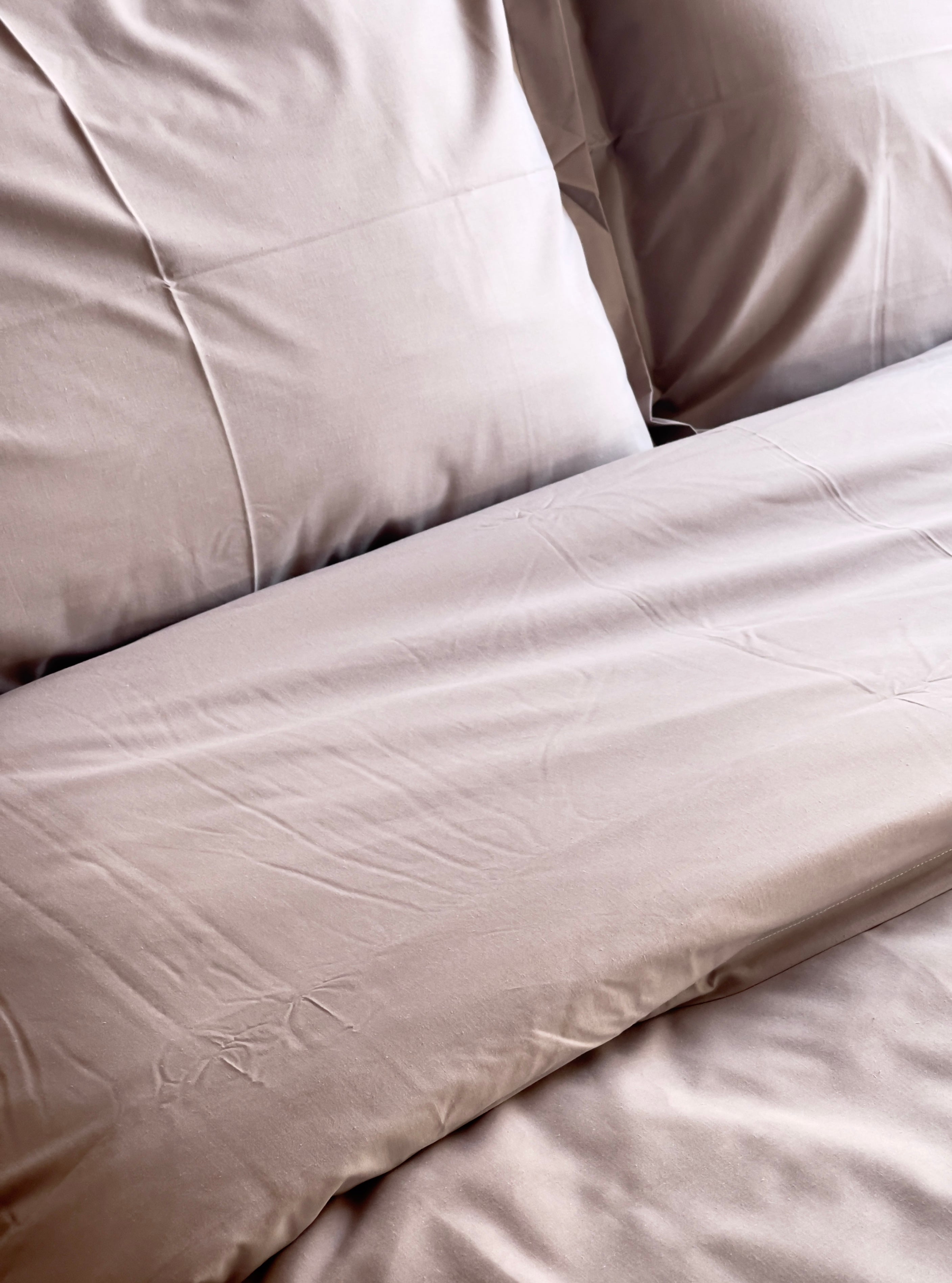 Luxe Sateen Bed Sheet Set