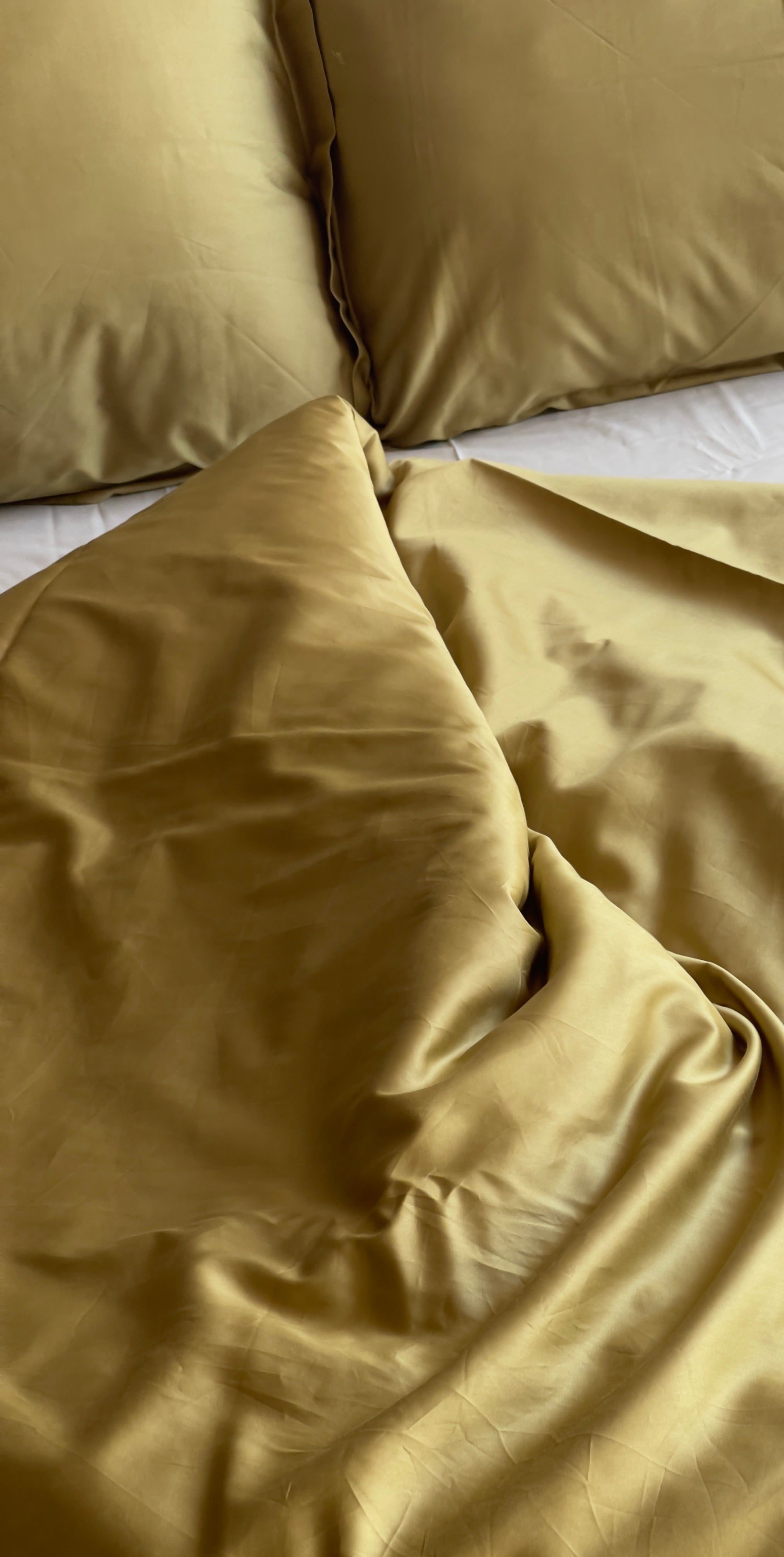 Luxe Sateen Bed Sheet Set