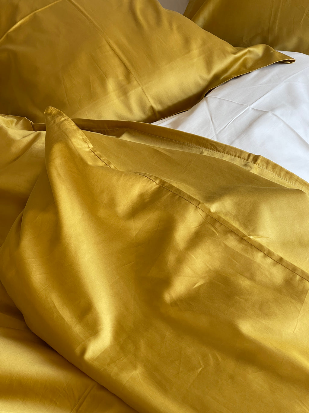 Luxe Sateen Bed Sheet Set