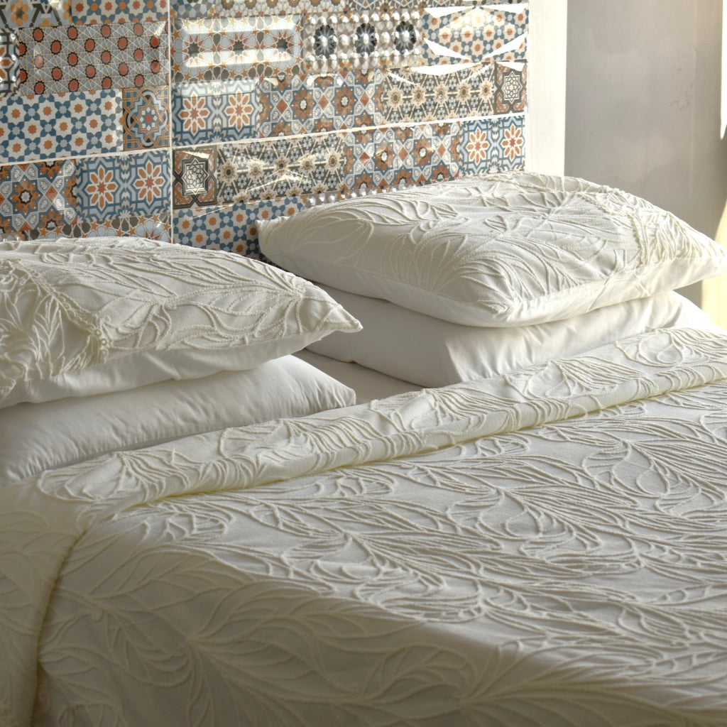 Bridal Bliss Bedspread Set