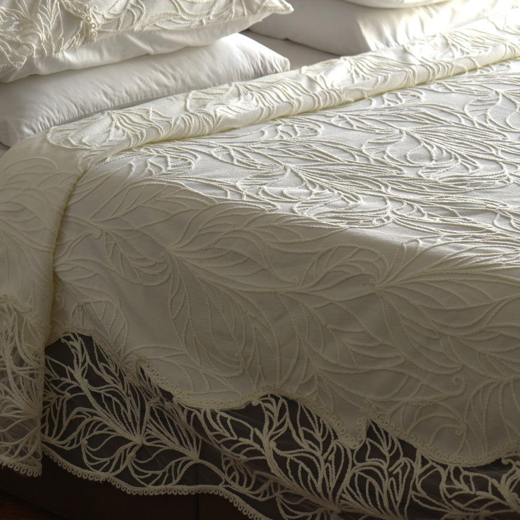 Bridal Bliss Bedspread Set