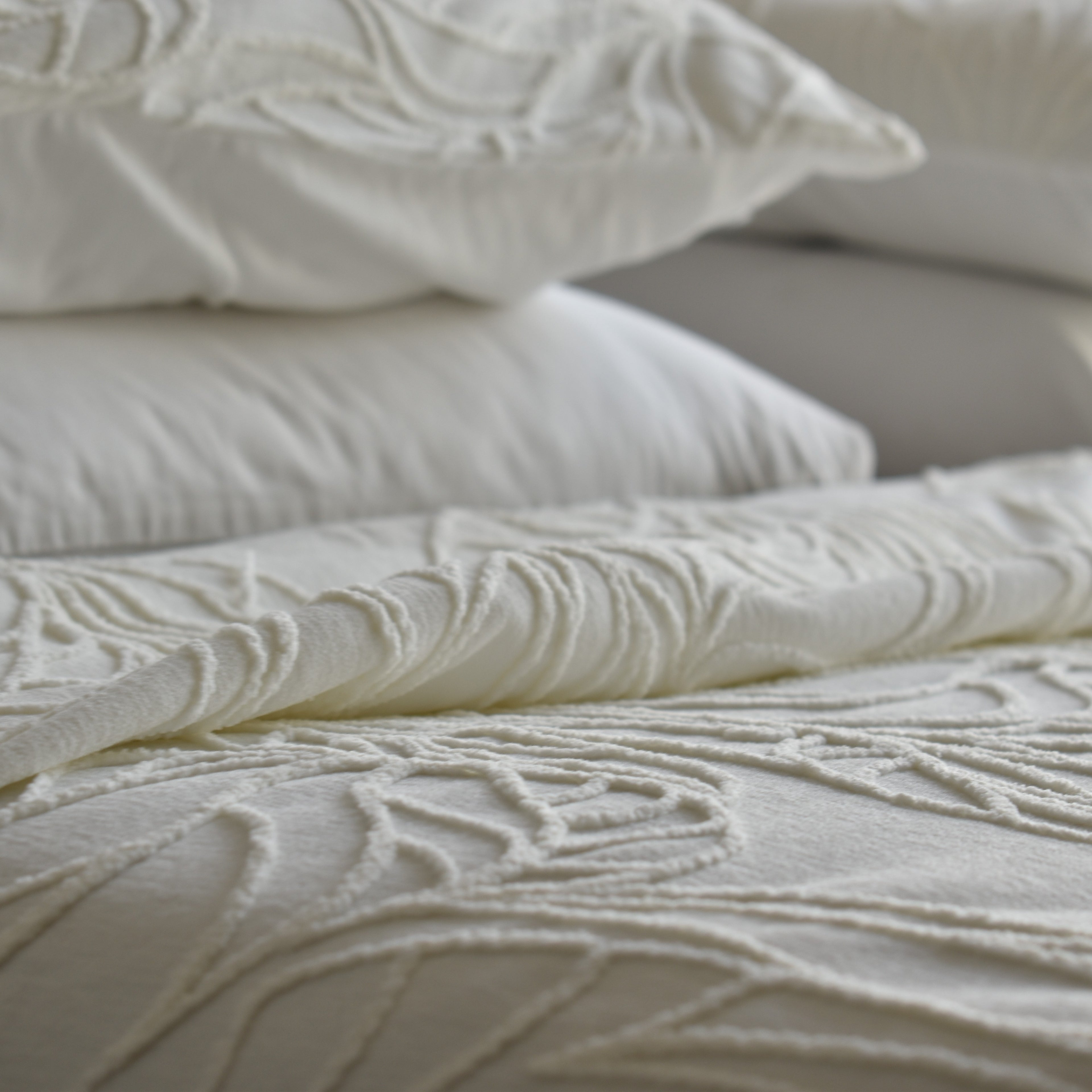 Bridal Bliss Bedspread Set